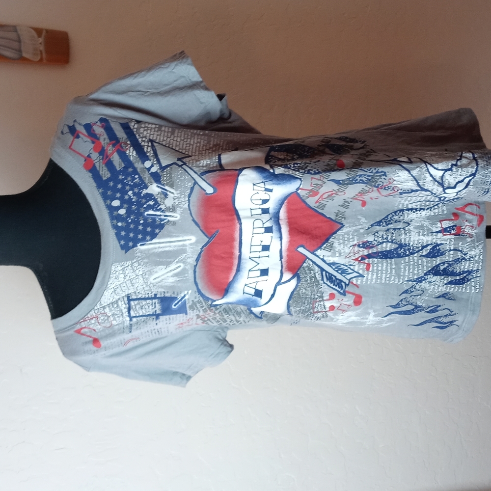 Piper & Blue Tee Shirt